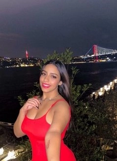 Gizem ile Macera